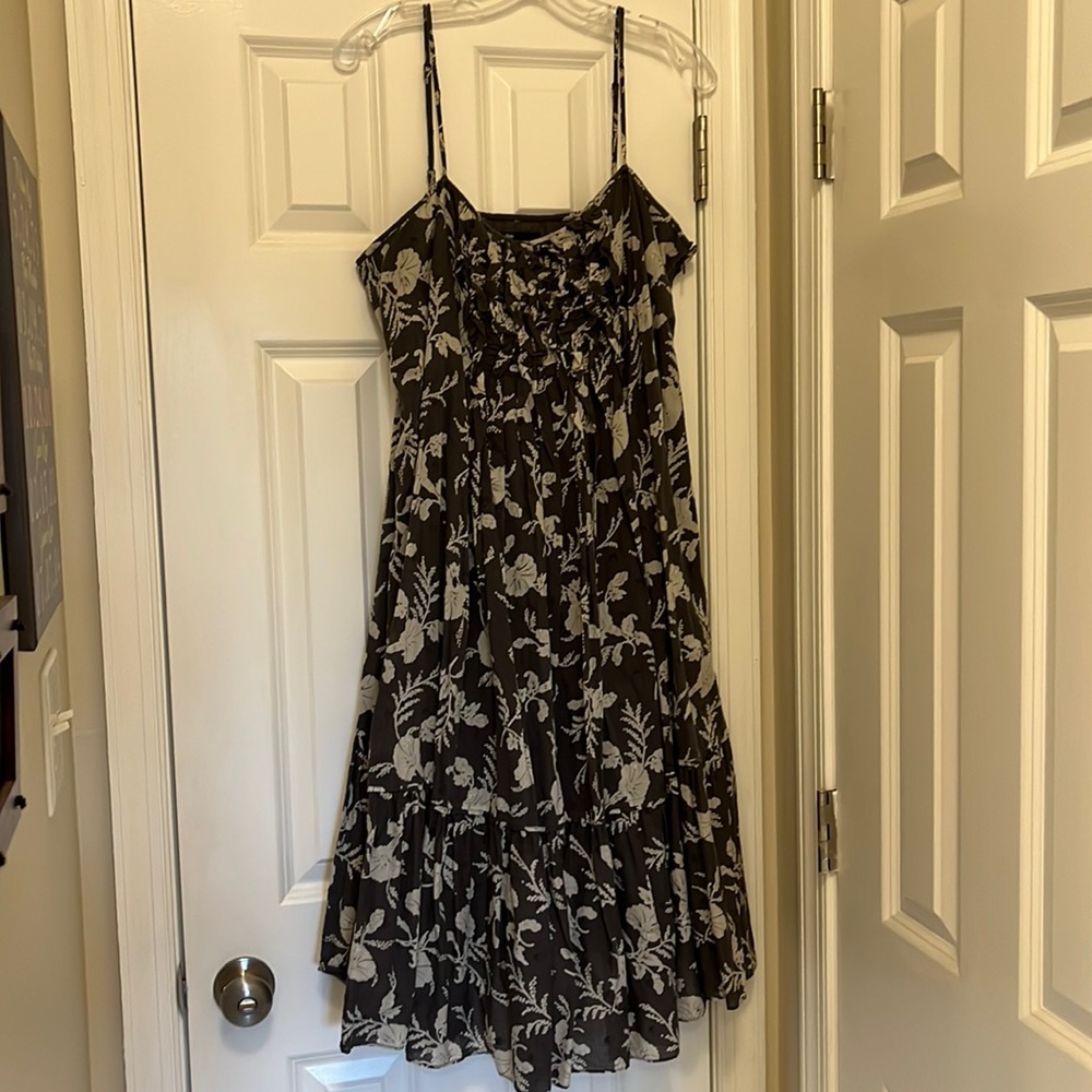 Fabulously comfortable Flowey dress fully lined.